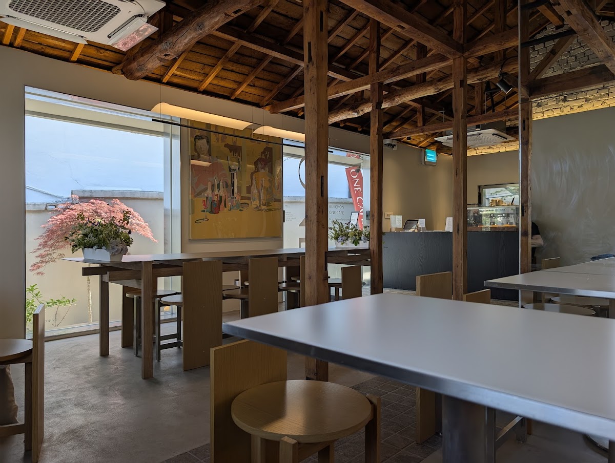 One Bukchon House Cafe